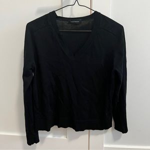 Club Monaco 100% Wool Vneck sweater in black size small